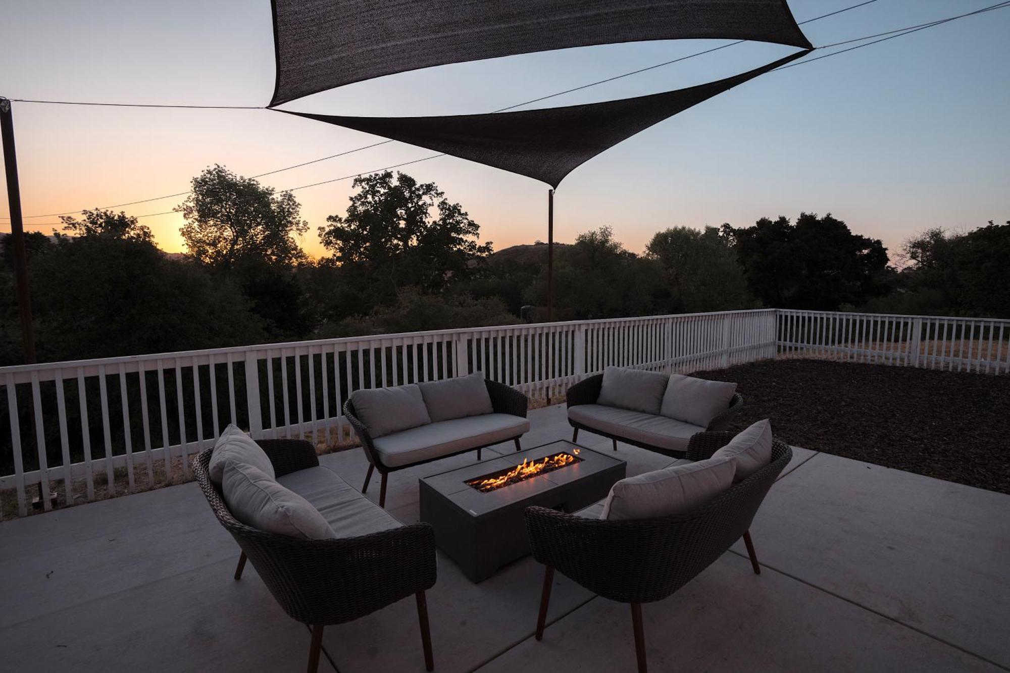 Wine Country Modern Farmhouse With Heated Pool, Hot Tub, Cybertruck Paso Robles Esterno foto